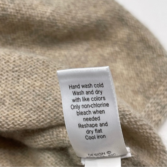 Athleta Cashmere Surrey Sweater Turtleneck Neutral Quiet Luxury Office Boho - Picture 14 of 14